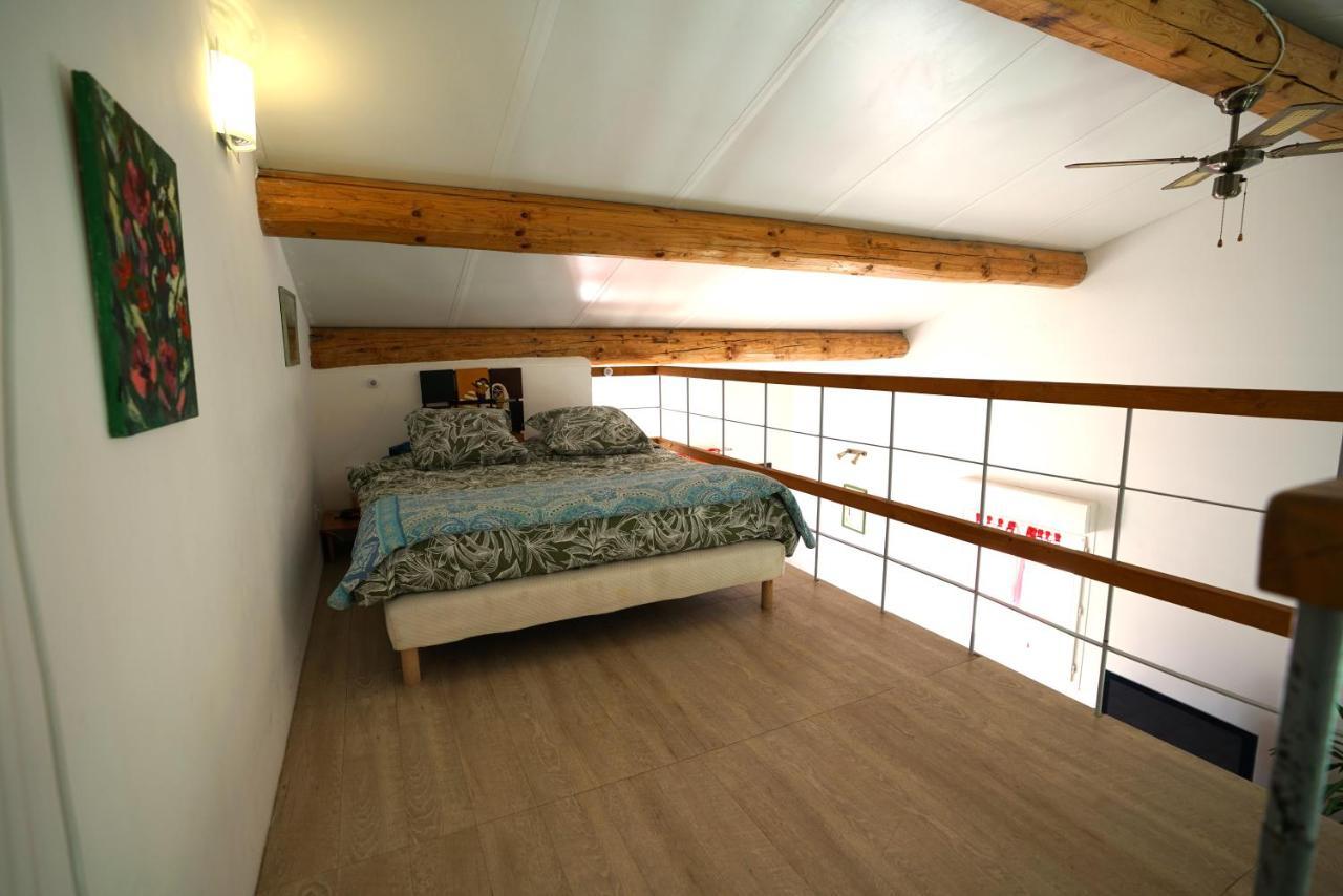 Loft Avec Mezzanine Montagnac (Alpes-de-Haute-Provence) Exterior foto
